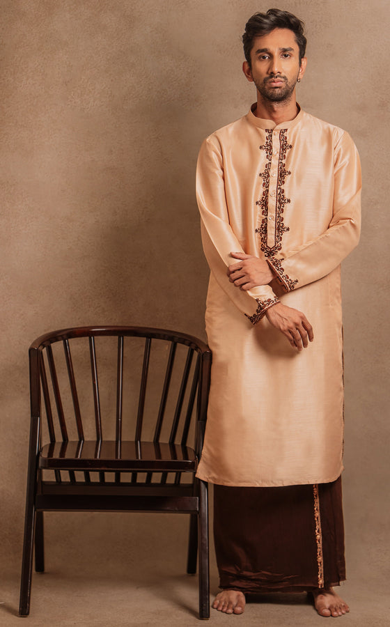 Dhruva w Veshti / Lungi